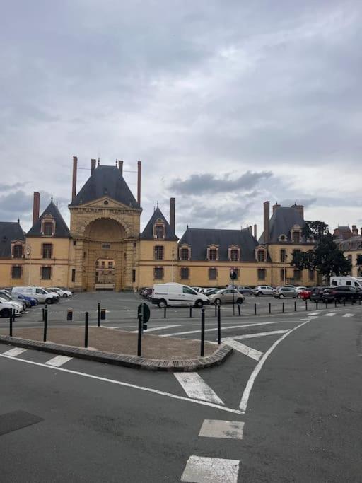 Fontainebleau Hypercentre Place D'Armes 2 Chambres Eksteriør billede